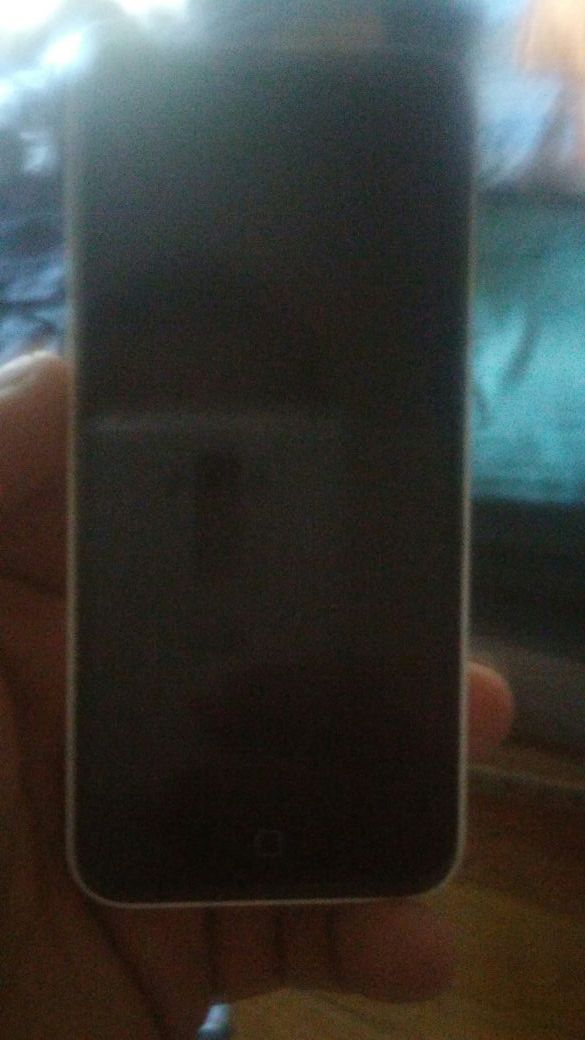Iphone 5c for parts the motherboard is messed up and the battery is messed up