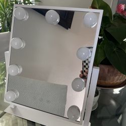 Vanity Mirror In White 