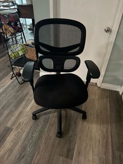 Office chair with lumbar support