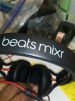 Beats Mixr