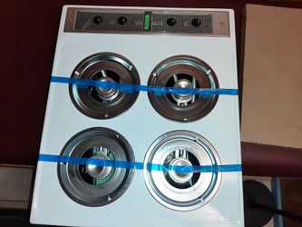 BRAND NEW GAS COOKTOP