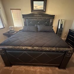 King Bedroom Set
