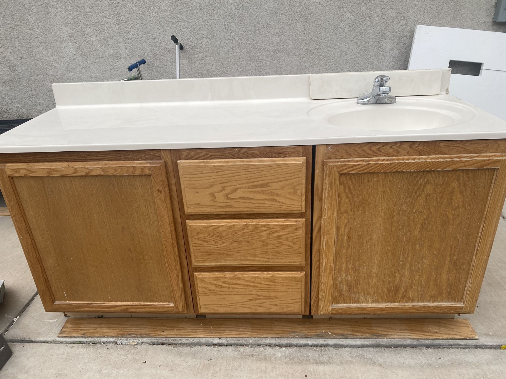 Used Bathroom Vanity Great Shape 150 obo for Sale in Calexico, CA
