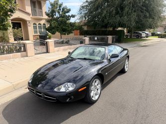 2000 Jaguar XK8