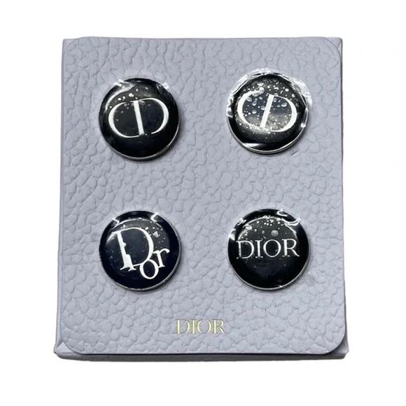 NEW Exclusive Pins Set of 4 Metal Pins
