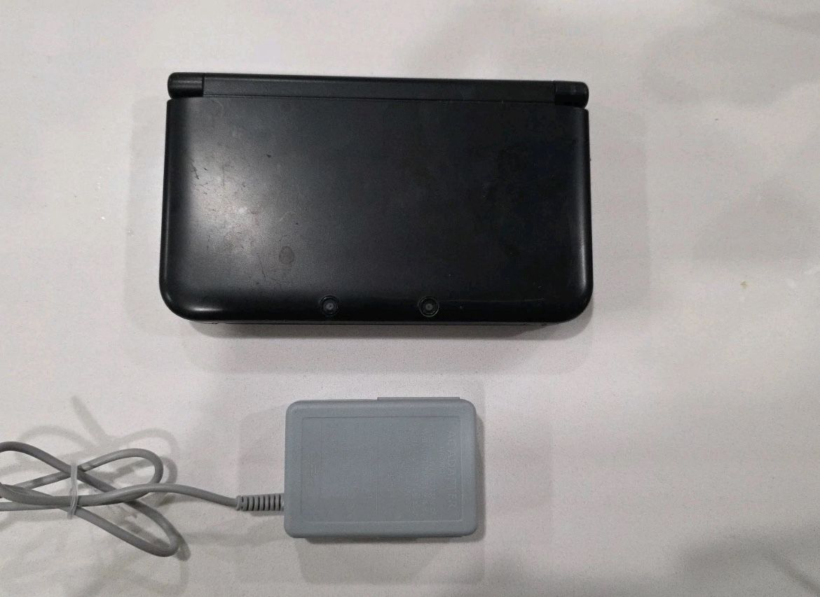 “new”Nintendo 3ds xl