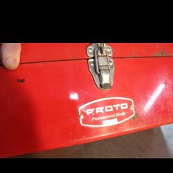 PROTO  PROFESSIONAL TOOLBOX, Hip Roof, vintage, 19" 9971 $45