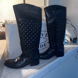 Steve Madden Black Boots 