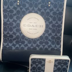Coach Purse & Wallet
