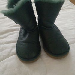 uggs boot$25