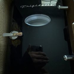frigidaire black mini fridge