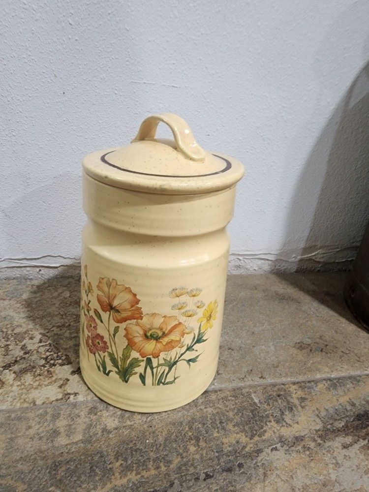 Vintage TREASURE CRAFT Crockery Ovenware Wildflowers Poppies 10.5" Canister
