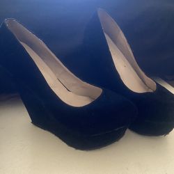 suede black heel wedges