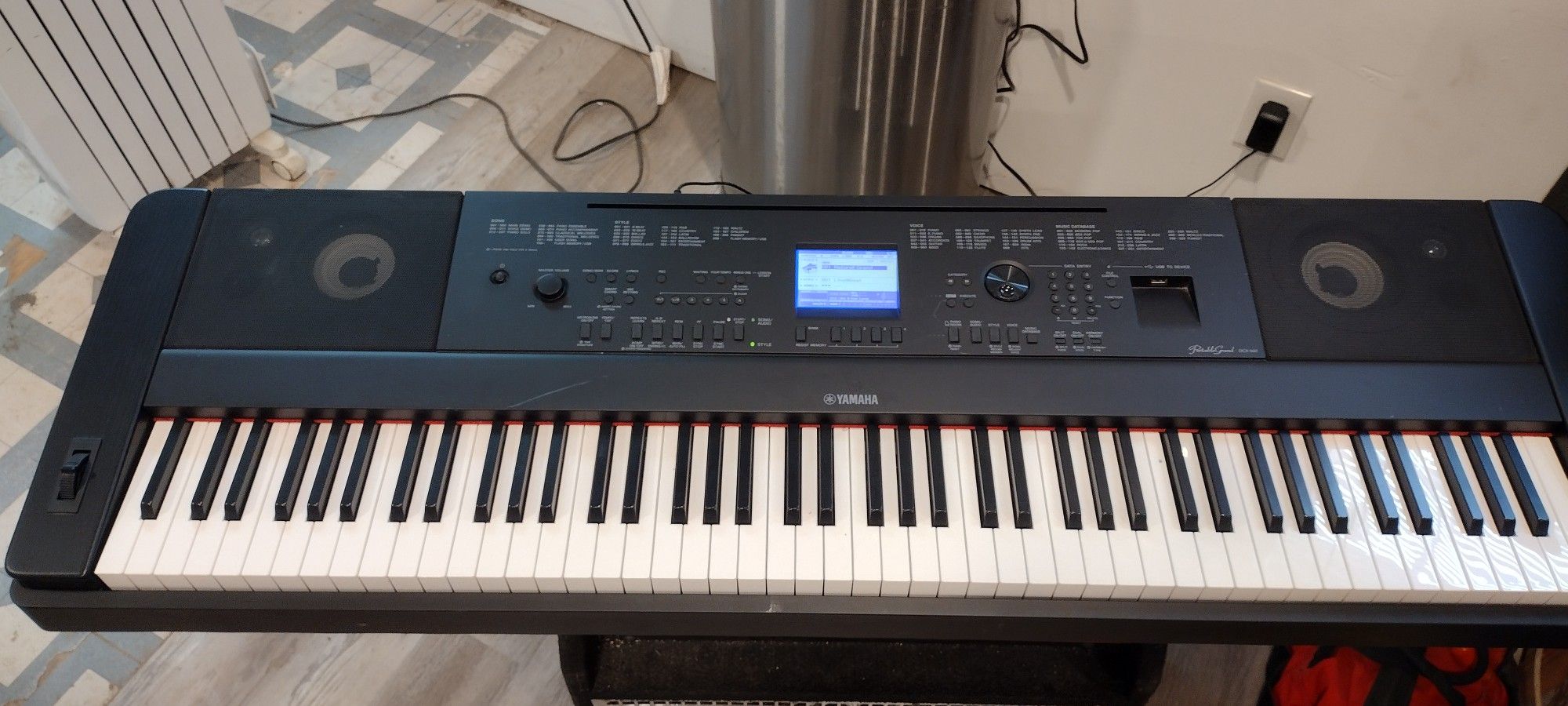 Yamaha Portable Grand DGX-660 $600.00 New