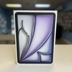 iPad Air 11-inch M2 Chip 256GB 2024 Starlight Apple Care Till Sep 2025