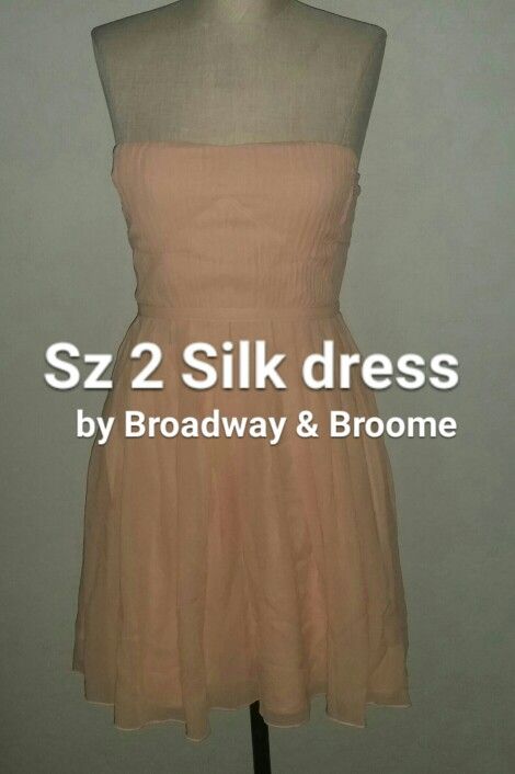 Women's Sz 2 silk strapless dress by designer Broadway & Broome EUC wedding cocktail party