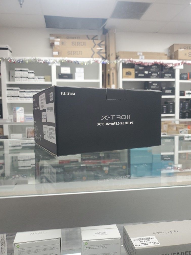 Fujifilm X-T30II w/ 15-45mm (11/19)