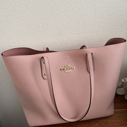 Coach Tote 