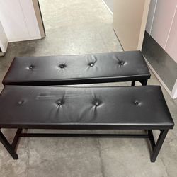 2 black benches