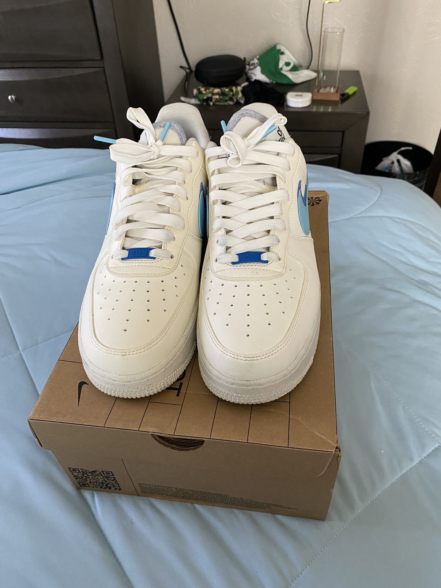 Nike Air Force 1 ‘07 LV8 - Size 12