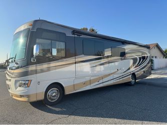 2015 Thor Hurricane 34f