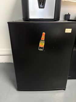 Mini fridge. Make an offer