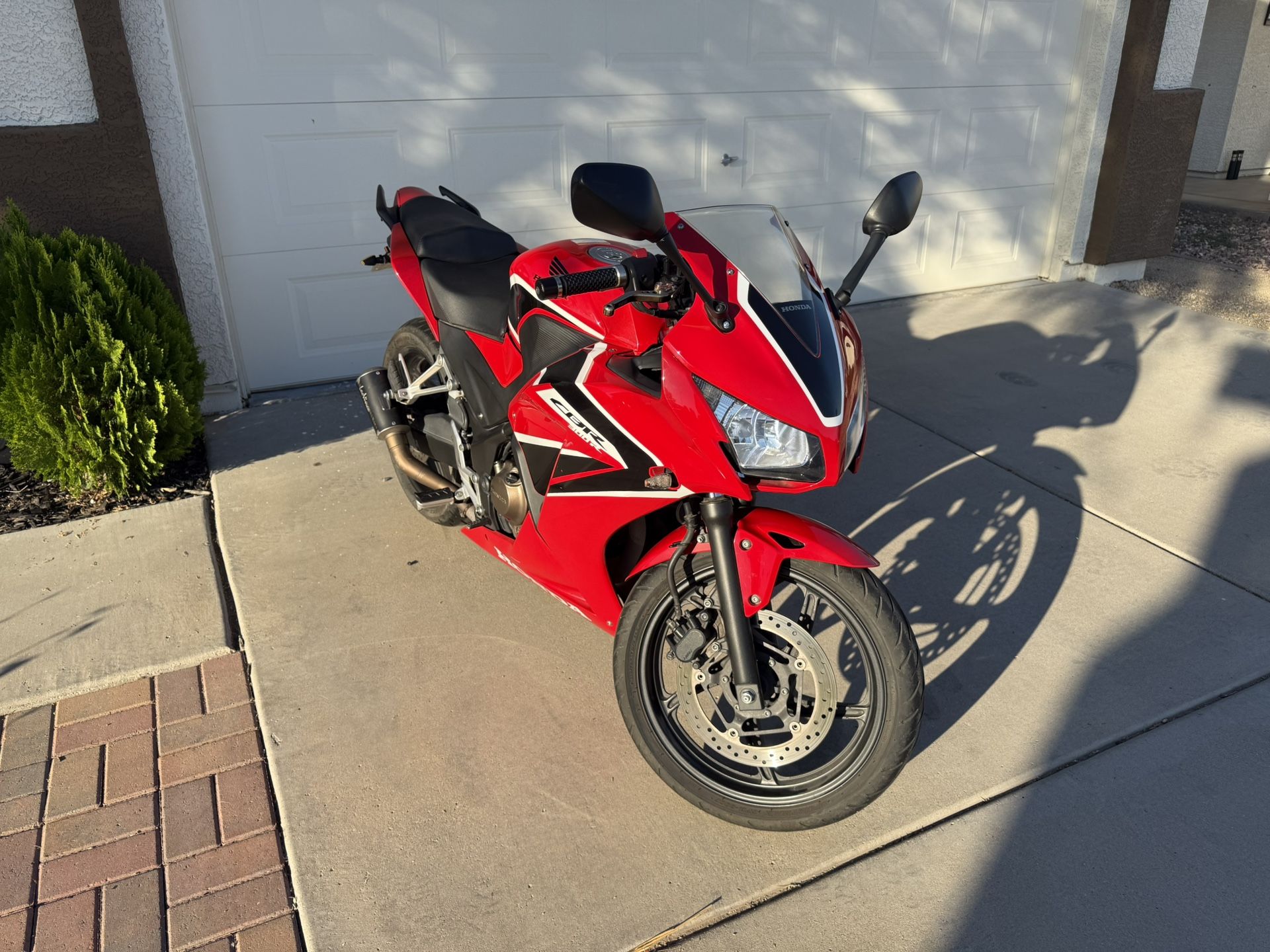 2017 Honda CBR300R