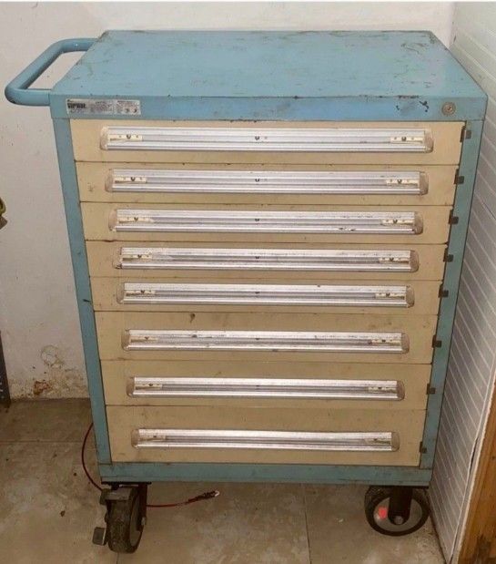 Stanley Vidmar 8 Drawer ROLLING Tool Equipment Storage Cabinet VINTAGE