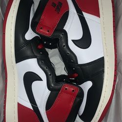 Jordan 1 Retro High OG Black Toe Reimagined  Size 9.5