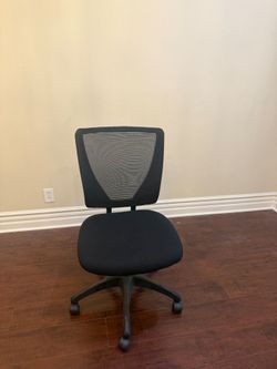 Office chair with wheels