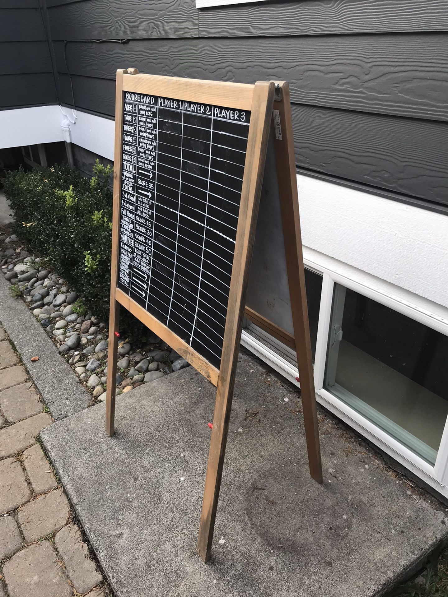 FREE DOUBLE SIDED ART EASEL