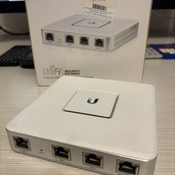 Ubiquiti Unifi Security Gateway (USG)