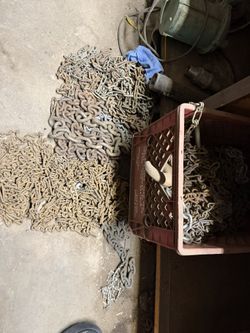 Miscellaneous Chains, Nuts, Volts, Hydraulic Fittings