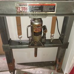 Table Top 12 Ton Press