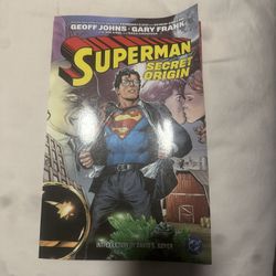 DC Comics and TP lot: Superman, Flash, Wonderwoman, Green Lantern