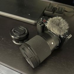 Sony ZV-E10 With Accessories