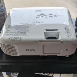 Epson 880 Projector 