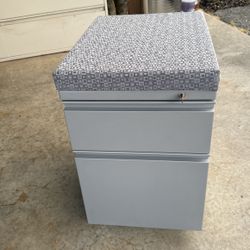 2 Door Filing Cabinet 