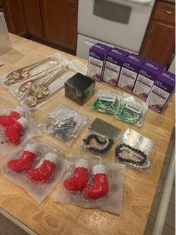 Girl accessories