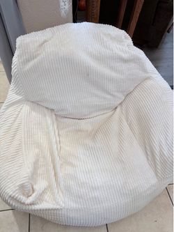 $10. Huge Bean bag chair beige