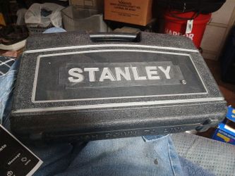 Stanley 6pt she and metric 46 piece