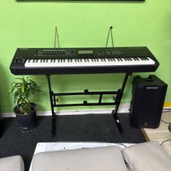 Yamaha MONTAGE M8x Like New With Stand!