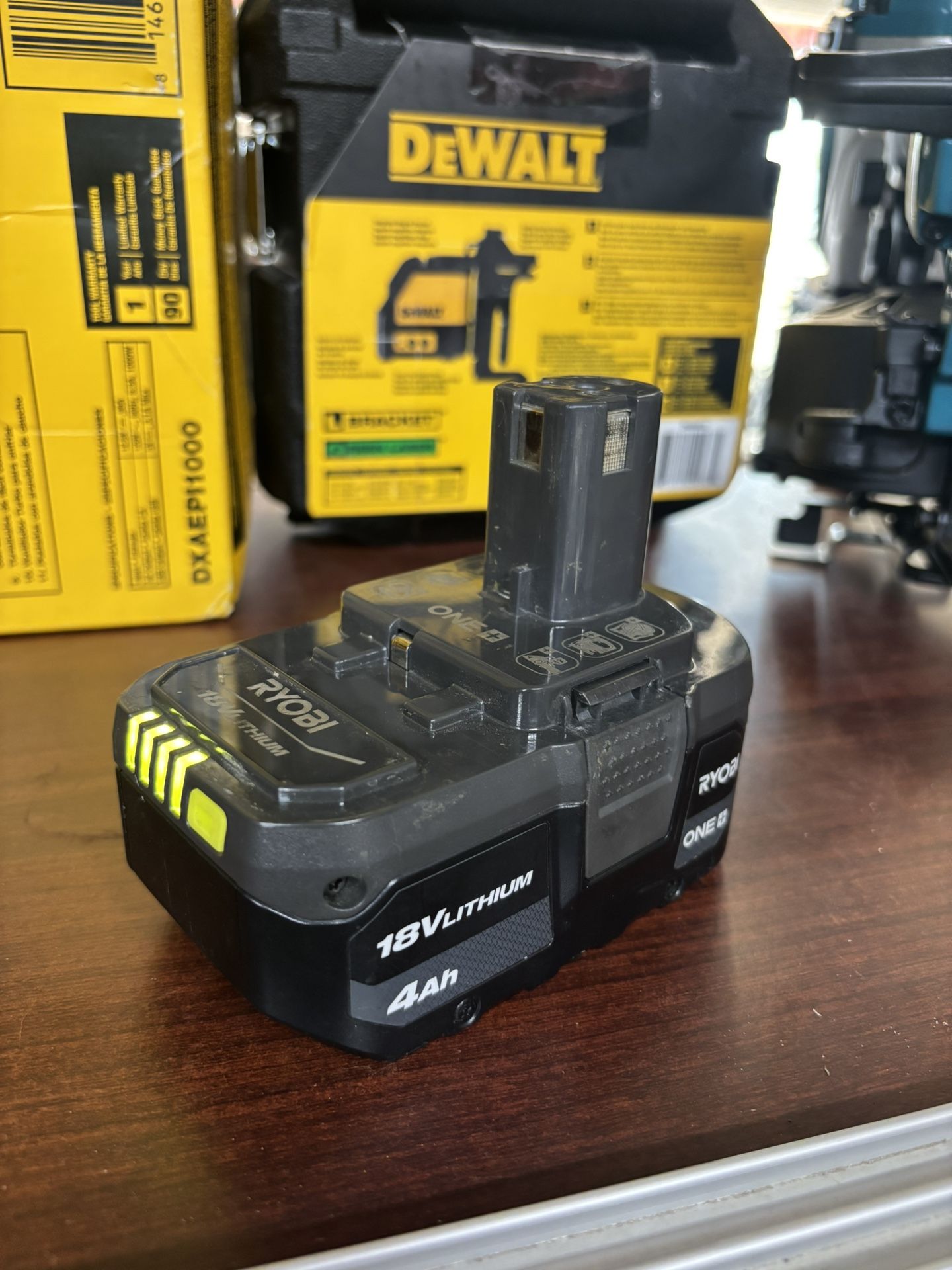 RYOBI 18V 4.0 Ah Lithium-Ion Battery