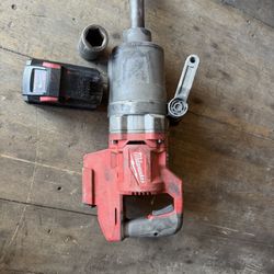 Milwaukee 1inch Impact W/ Battery And Charger