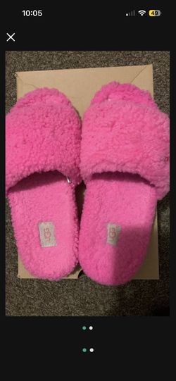 Used Uggs Slippers $20
