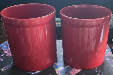 UTENSIL CROCK OR UTENSIL HOLDER