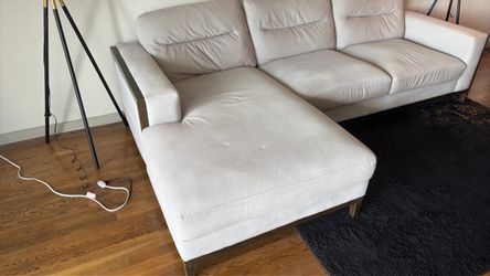 Sectional couch