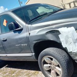 2005 DODGE RAM 1500 FOR PARTS ONLY