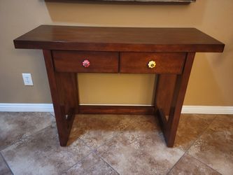 Entryway table