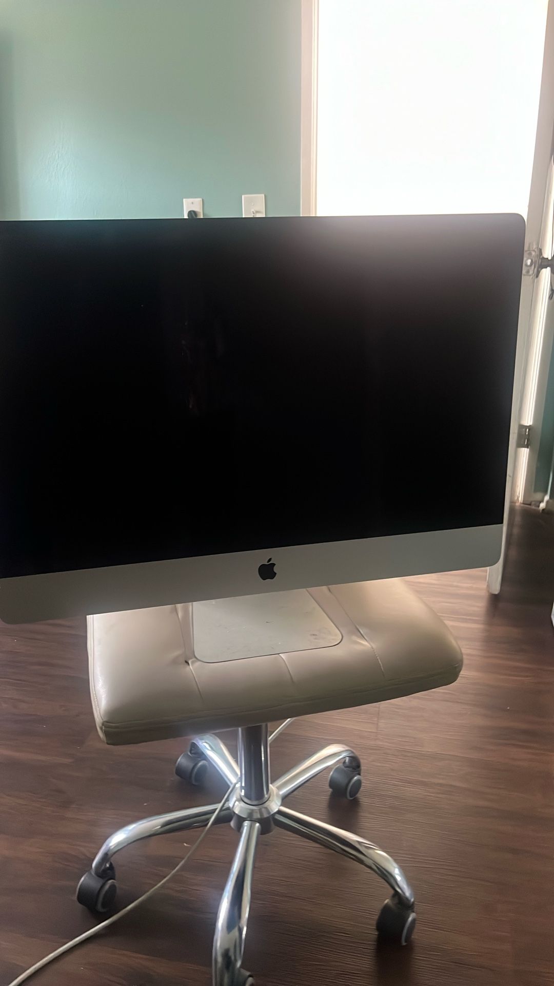 Desktop Apple Computer